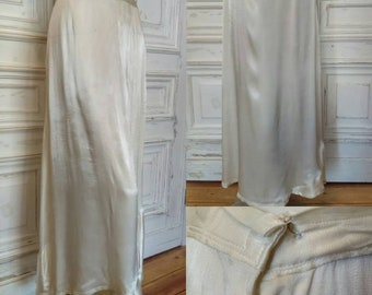 Original Late 1930's Early 1940's Ivory Silk Underskirt - Fair Condition - Only 35 Pounds!