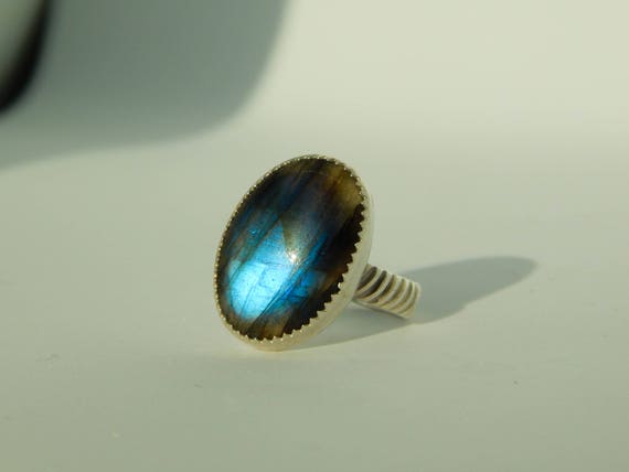 The Chora, Flashy Labradorite Sterling Silver Ring, size 7.25