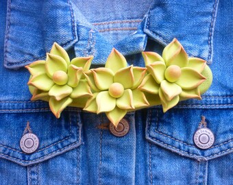 Statement necklace Cactus necklace Wedding necklace Green succulent necklace Flower bib necklace Mexican necklace Floral bib necklace Mexico