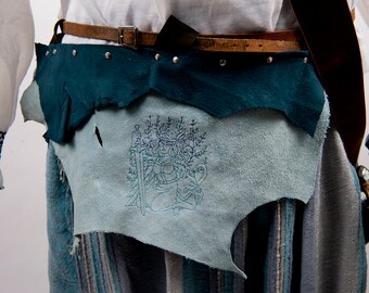 Blue leather battleskirt mini banner Freija embroidery larp fantasy fair female armor costume norse viking goddess cat warrior woman cosplay