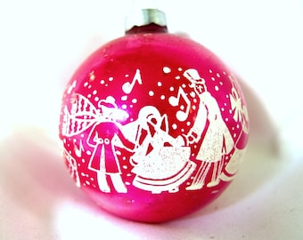 Vintage Christmas Ornament - Hot Pink Stenciled Carolers Christmas Ornament