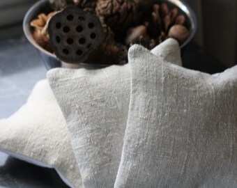 10 Organic French Lavender Sachets. Aromatherapy, Natural Laundry Freshener, Hostess Gift, Insect Repellent, Vintage French Linen
