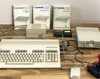 Reserved-> COMMODORE 128 vintage set