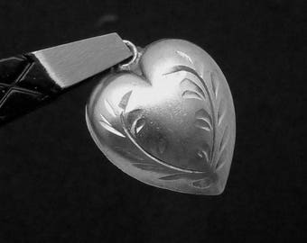 Antique Victorian Sterling Silver Puffy Heart Charm Pendant 23372