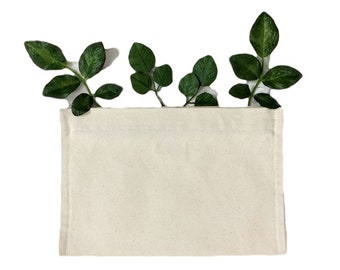 TRAVEL | The Everything Pouch