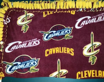 Cleveland Cavaliers Fleece Blankets with Gold Back
