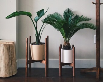 14" Midcentury Plant Stand