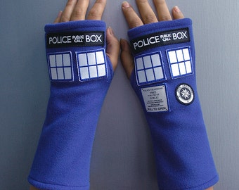 Inspired Doctor Who, Tardis Fleece Mittens