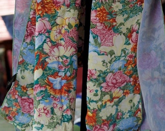 Ref: 120 Sale - Very long silk flower patterned Museum scarf.