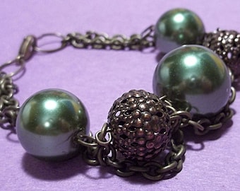 Green Glass Pearl Chain Bracelet