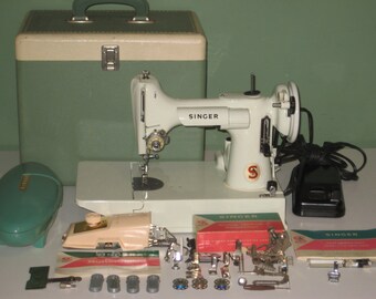 Singer 221K White Featherweight Sewing Machine 1964 + Accessories, Serviced