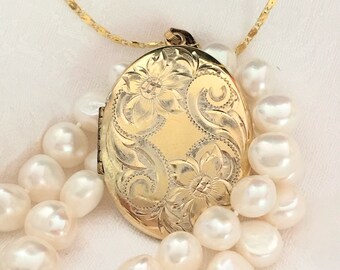 Hayward Locket ~ Beautiful Antique Gold Locket ~ Antique Locket ~ Art Deco Locket ~ Antique Hayward Locket ~ Art Nouveau Locket ~NBJGF3310