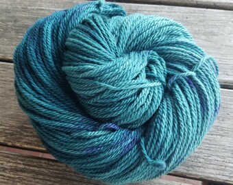 100% Merino, Worsted Hand Dyed Yarn - "Aquarius" Rich teal, kettle dyed yarn, violet speckles, Teal aran weight yarn