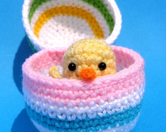 PDF CROCHET PATTERN Easter Chick in Egg (English only)