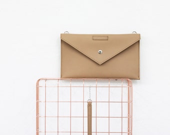 Double Sided Clutch Caramel