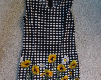 Gingham vintage sunflower dress