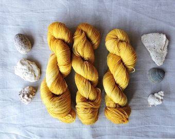 Mustard 4ply - Hand Dyed Yarn - 100% merino wool