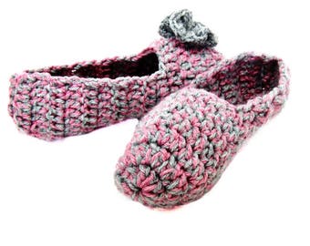 Women's slippers- Crochet slippers- Adult slippers- Crochet shoes- House shoes- House slippers- Handmade slippers- Sock slippers