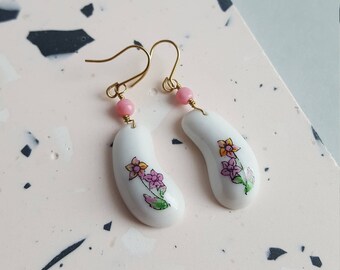 Vintage ceramic bead dangle brass earrings