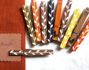 10 THANKSGIVING CLOTHESPINS place card holders magnetic clothespin