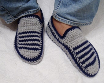 Crochet Knitted slippers for him, yarn shoes, men slippers, cozy for winter, warm moccasins, men knits, Christmas slippers, knit slippers