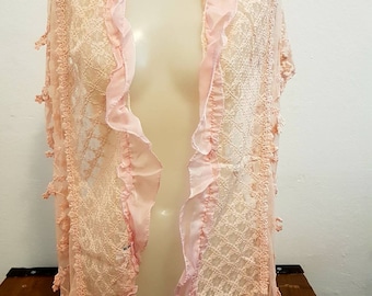 Lace Shawl and tulle ruffles