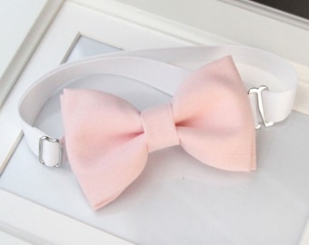 Light pink bow-tie - baby bow tie - boy bow tie - adult bow tie - kids bow tie - Adjustable neck-strap - Blush bow tie - Soft pink bow tie