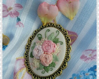 RG1 Rose garden brooch