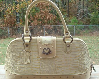 Vintage Marc Chantal M.C.Embossed Faux Alligator Cream Leather Top Handle Handbag Purse