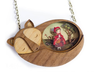 The Little Red Riding Hood. Necklace.