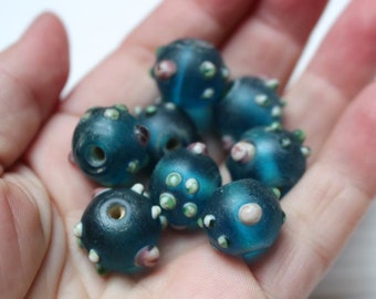 Large vintage look lamp work beads