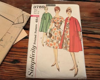 Simplicity misses 60's slenderette dress and coat