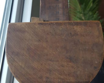 Gates Rubber Company Wood V-Belt Length Finder Tool Vintage Automobile Replacement Belt Size Needle Gauge Collectible Garage Advertisement