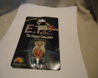 Vintage 1982 E.T. The Original Collectable Figurine in Sealed Package, collectable