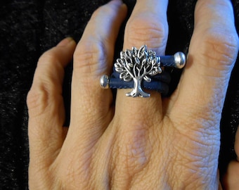 Adjustable cork tree of life rings