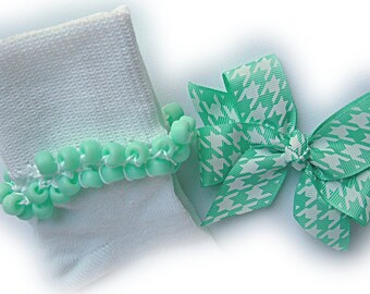 Kathy's Beaded Socks - Seafoam Houndstooth Socks and Hairbow, girls socks, pony bead socks, school socks, houndstooth socks, seafoam socks