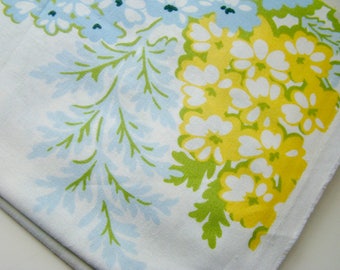 Heather Bailey Nicey Jane Picnic Bouquet Light Blue HB-18 Fabric OOP Half Yard Very Hard to Find Rare