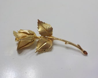 Vintage Gold Tone Long Stemmed Rose Brooch (901)