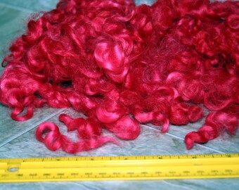 Leicester Long Wool locks, wool locks, curly locks, felting, spinning locks Valentine reds, 2oz. Wool Curls, Wool fiber 3.5- 4in. B13018
