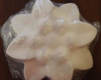 Bath Bombs - Flower w/Berries