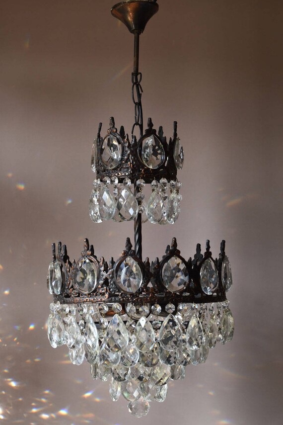 Chic Shabby Vintage Crystal ChandelierClassic Chandelier