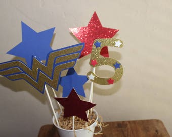 Wonder Woman Centerpiece/Set of 6