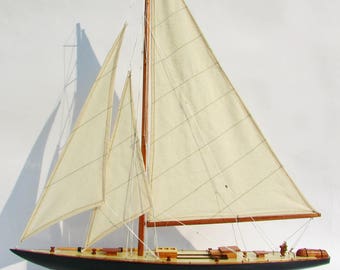 24" Rainbow Sailing Boat Model