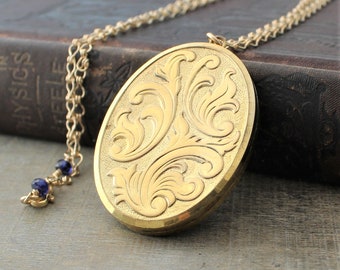 Large Gold Locket Necklace, Gold Oval Locket, Gold Photo Locket Pendant, Push Present, Custom Locket, Birthstone Locket, Personalized Locket