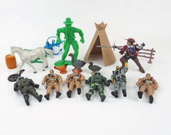 Vintage Plastic Toy Figurines- Cowboy, Three Muskateer, Soldiers, horse, ducks, snake, chicken, Tent, fence- 18 pieces!- Wild West