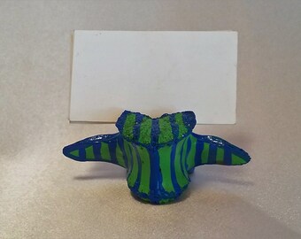 Green and blue striped vertebre business card holder