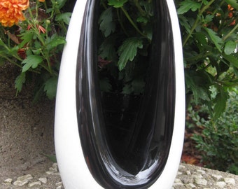 Vintage 1950's MCM Rosenthal Germany Kunstabteikung Midcentury Modern Design Black White Vase