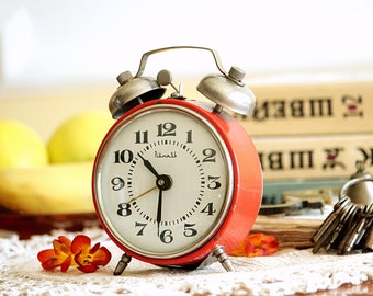 Small Retro Alarm Clock - Red Russian Clock - USSR Vintage Clock - Wind Up Alarm Clock - Soviet Clock Vityaz - Soviet Desk Clock