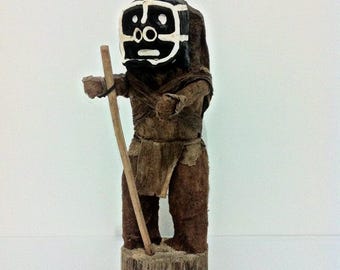 Man Of the indigenous tribe "Chamán or sorcerer