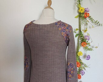 Sweater taupe with insets at the shoulders and elbows fancy / by classy *.